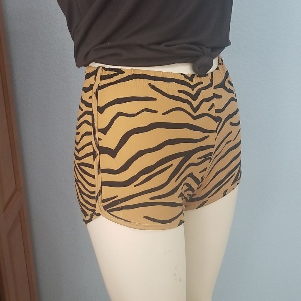 Heart & Hips Tiger Stripe Shorts